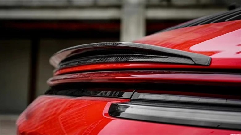 High Quality Carbon Fiber Rear Luggage Compartment Wing Spoiler for the 2019-2020  911 992 Two-door Body Kit